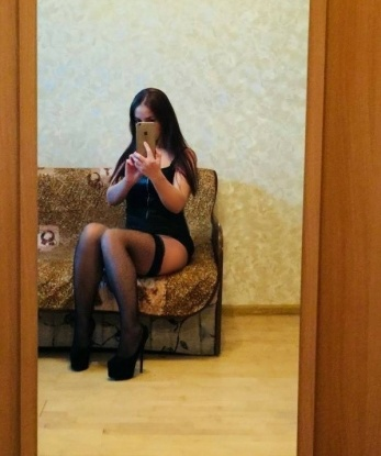 Развратная блондинка приглашает в гости на жаркие игры и страстные поцелуи. Я реализую все твои эротические фантазии! 1641, 28 лет