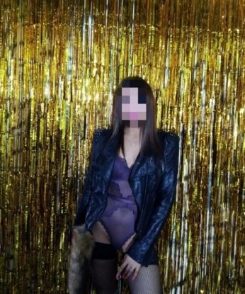 Живу в Москве и готова доставить тебе незабываемые мгновения удовольствия и релаксации. У меня есть множество услуг, которые помогут тебе расслабиться и ощутить истинное наслаждение. Ты можешь выбрать массаж, классический секс, анальный секс, минет без презерватива и многое другое. У меня есть разнообразие игрушек и костюмов для ролевых игр. Мои клиенты отмечают мою профессиональность и умение угадывать их самые сокровенные желания. Заходи на мою страницу, посмотри фото и оставь свои отзывы. Жду встречи, чтобы погрузиться в мир настоящего удовольствия! 👠💋🔥✨ 11160, 22 года