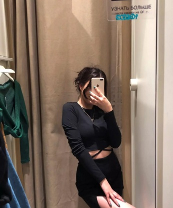 Горячая штучка ищет щедрого мужчину для ярких и запоминающихся встреч. Умею быть страстной и нежной одновременно. Готова подарить тебе незабываемые моменты. Жду звонка! 3682, 19 лет